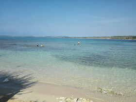spiaggia di sabbia isola Levan
